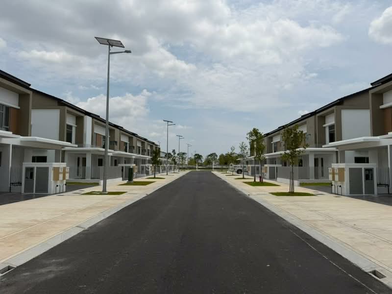 2-storey Terraced House for Rent in Bandar Gamuda Cove (Dengkil) - SY Lee - Exterior - PropertyGuru.com.my
