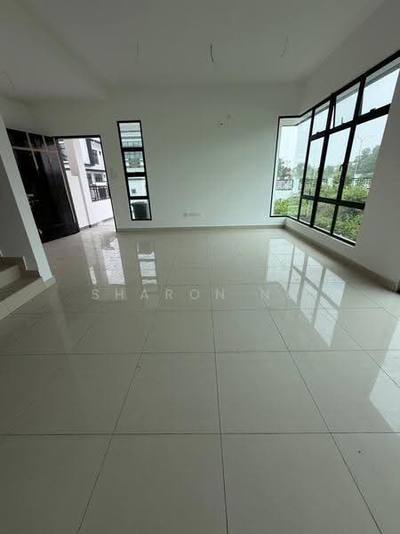 Rumah Kluster untuk Dijual di Iskandar Puteri (Nusajaya) (Johor) - Sharon Ng - Living Room - PropertyGuru.com.my