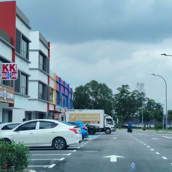 Shop for Rent in Bukit Jelutong (Shah Alam) - May Soo - Exterior - PropertyGuru.com.my