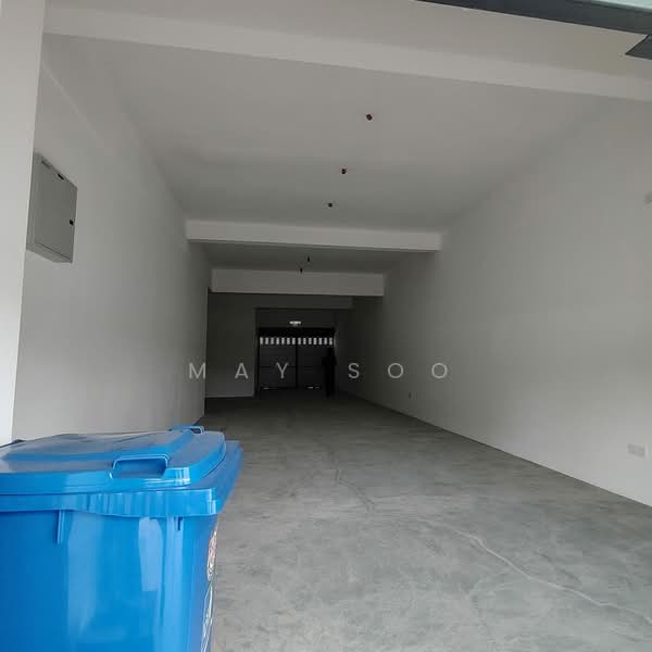 Shop for Rent in Bukit Jelutong (Shah Alam) - May Soo - Entrance - PropertyGuru.com.my