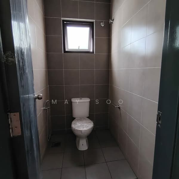 Shop for Rent in Bukit Jelutong (Shah Alam) - May Soo - Bathroom - PropertyGuru.com.my