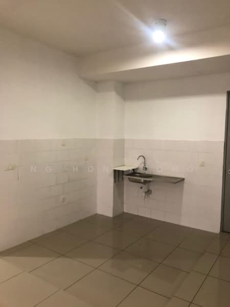 Kondominium untuk Dijual di The Wharf Residence - Ng Hon Keong - Kitchen - PropertyGuru.com.my