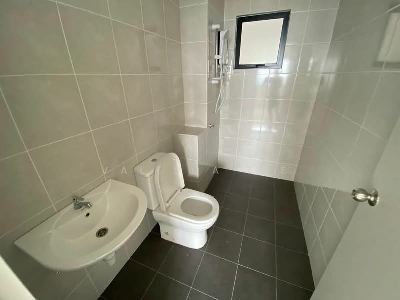 Apartment for Rent at Huni @ Eco Ardence - Valesca Tee - Bathroom - PropertyGuru.com.my