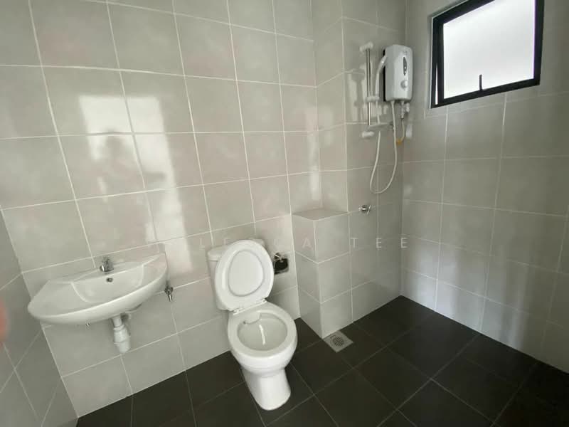 Apartment for Rent at Huni @ Eco Ardence - Valesca Tee - Bathroom - PropertyGuru.com.my