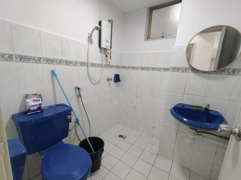 Kondominium untuk Disewa di Kelana D'Putera - Suyin Foo - Bathroom - PropertyGuru.com.my