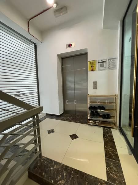 Shop / Office for Sale in Seri Kembangan (Selangor) - Kok Yee Loh - Entrance - PropertyGuru.com.my