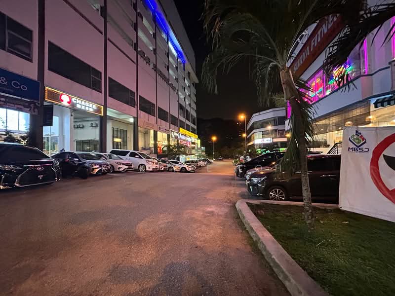 Shop / Office for Sale in Seri Kembangan (Selangor) - Kok Yee Loh - Exterior - PropertyGuru.com.my