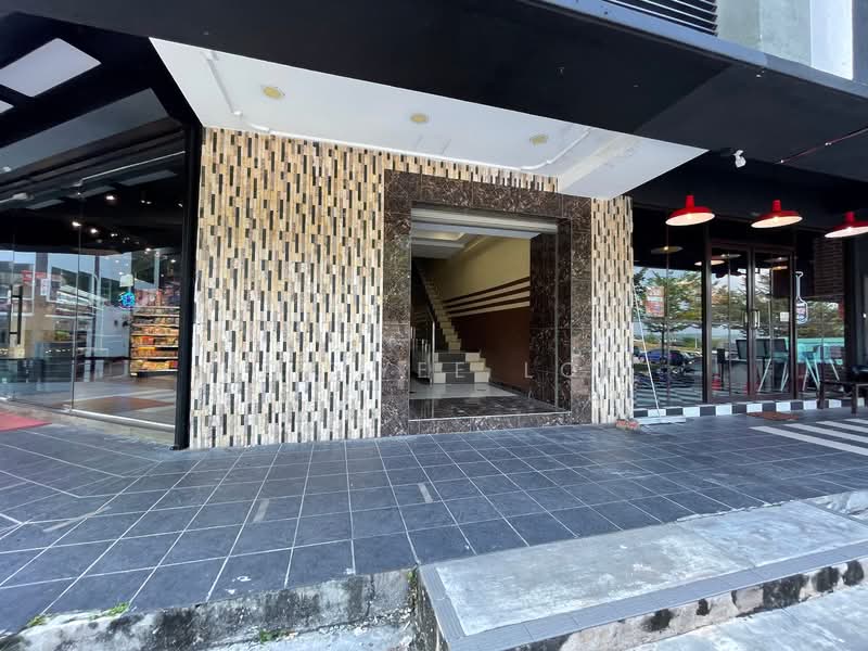Shop / Office for Sale in Seri Kembangan (Selangor) - Kok Yee Loh - Entrance - PropertyGuru.com.my