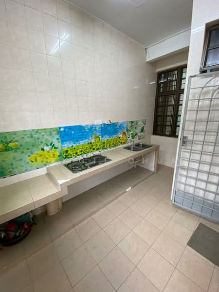 2-storey Terraced House for Rent in Taman Daya (Johor Bahru) - Peggie Chua - Kitchen - PropertyGuru.com.my