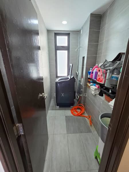 Service Residence for Sale at 8Scape Residence @ Sutera - Alex Ng - Interior - PropertyGuru.com.my