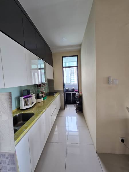 Service Residence for Sale at 8Scape Residence @ Sutera - Alex Ng - Kitchen - PropertyGuru.com.my