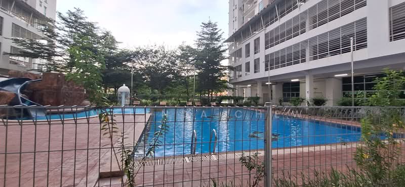 Apartment for Sale at Idaman Iris - Melinda Chew - Swimming pool - PropertyGuru.com.my