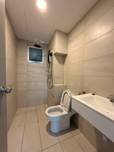 Pangsapuri untuk Disewa di Platinum Casa Danau Residences - Daniel Kok - Bathroom - PropertyGuru.com.my