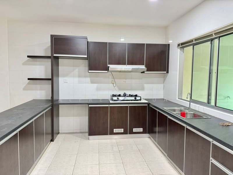 Semi-Detached House for Sale in Muara Tuang (Samarahan) - Alfred Chua - Kitchen - PropertyGuru.com.my