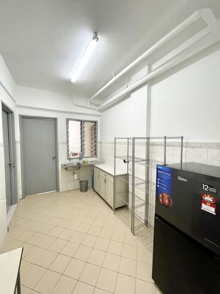 Condominium for Rent at Vista Komanwel B - CK Yee - Kitchen - PropertyGuru.com.my