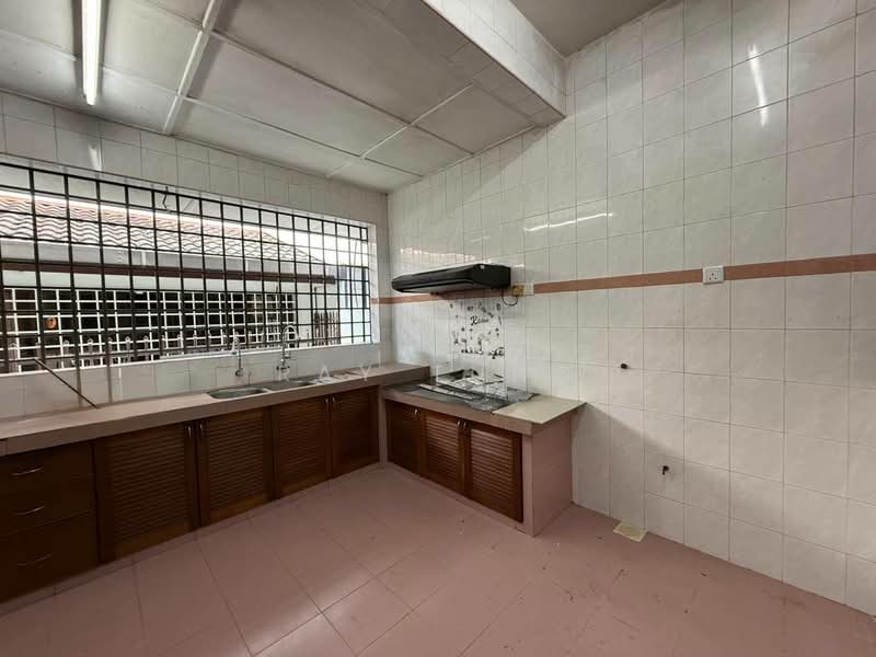 Semi-Detached House for Rent in Perling (Skudai) - Ray Tung - Kitchen - PropertyGuru.com.my