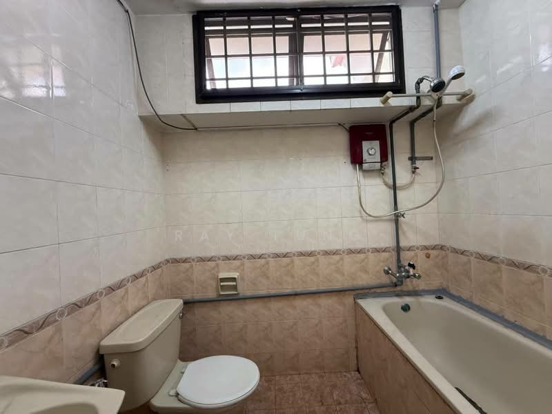 Semi-Detached House for Rent in Perling (Skudai) - Ray Tung - Bathroom - PropertyGuru.com.my