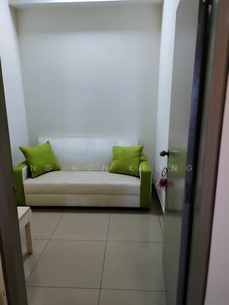Kondominium untuk Disewa di The Wharf Residence - Ng Hon Keong - Living Room - PropertyGuru.com.my