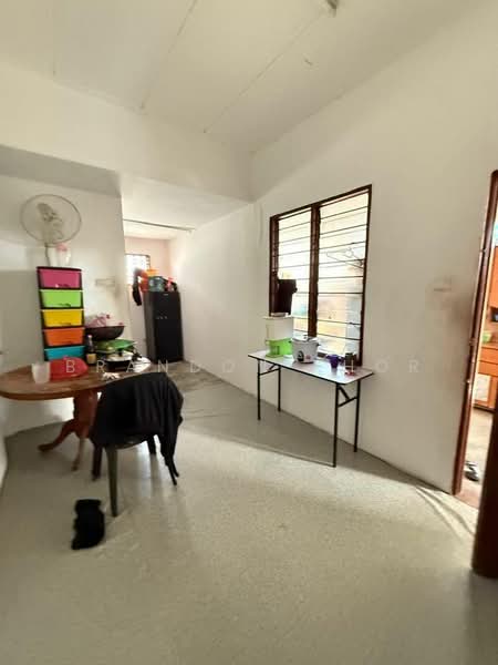 1-storey Terraced House for Sale in Taman Rinting (Masai) - Brandon Khor - PropertyGuru.com.my