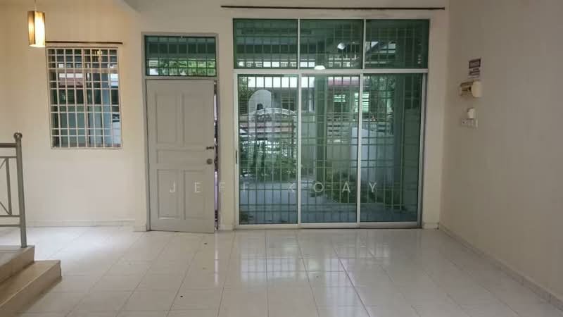 2-storey Terraced House for Rent in Taman Merak Jaya (Simpang Ampat) - Jeff Koay - Entrance - PropertyGuru.com.my