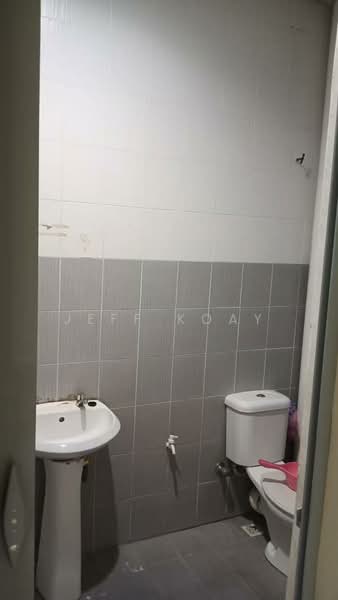 2-storey Terraced House for Rent in Taman Merak Jaya (Simpang Ampat) - Jeff Koay - Bathroom - PropertyGuru.com.my