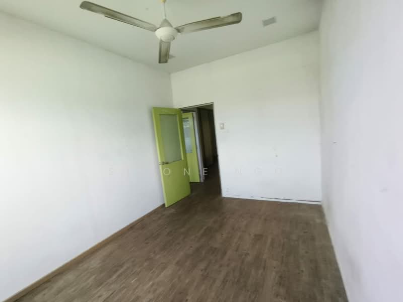 Office for Rent in Subang Jaya (Selangor) - Simone Ngo - Interior - PropertyGuru.com.my