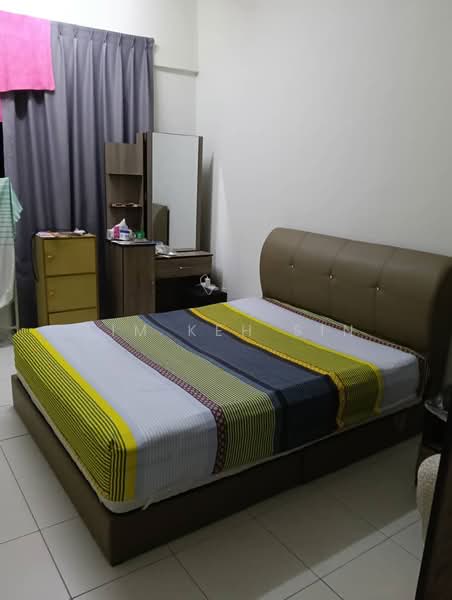 Kondominium untuk Disewa di The Golden Triangle Condominium - Lim Keh Sin - Bedroom - PropertyGuru.com.my