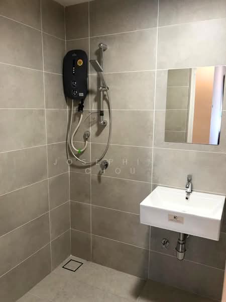 Service Residence for Sale at The Glenz @ Glenmarie - Josephine Chou - Bathroom - PropertyGuru.com.my