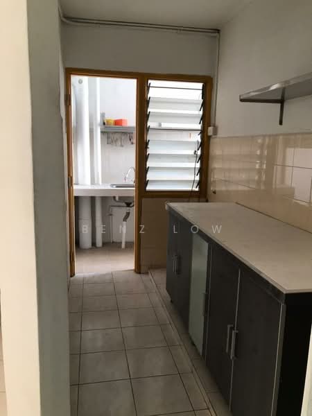 Pangsapuri untuk Dijual di PPR Raya Permai - Benz Low - Kitchen - PropertyGuru.com.my