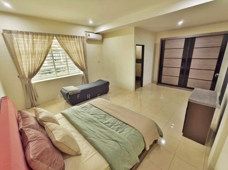 2-storey Terraced House for Sale in Kota Samarahan (Sarawak) - Alfred Chua - Bedroom - PropertyGuru.com.my
