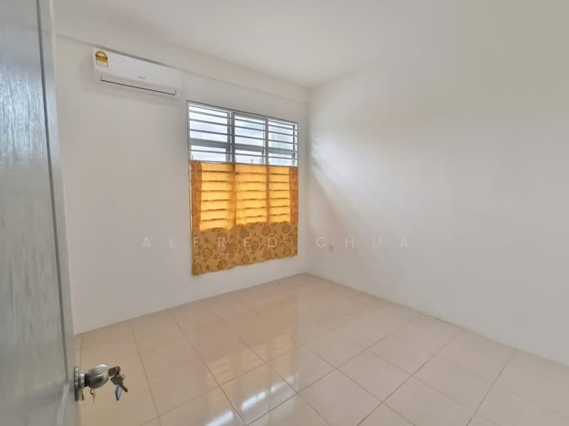 2-storey Terraced House for Sale in Kota Samarahan (Sarawak) - Alfred Chua - Interior - PropertyGuru.com.my
