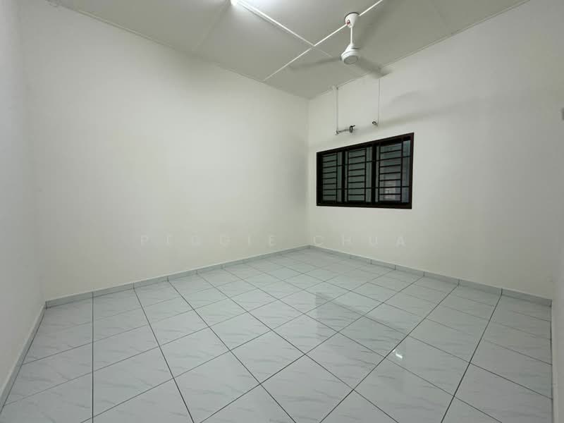 1-storey Terraced House for Rent in Taman Iskandar (Johor Bahru) - Peggie Chua - Interior - PropertyGuru.com.my