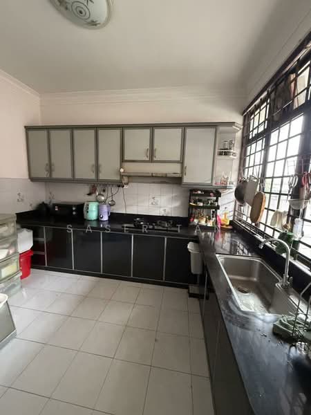 2-storey Terraced House for Sale in Taman Daya (Johor Bahru) - SASER TAN. - Kitchen - PropertyGuru.com.my