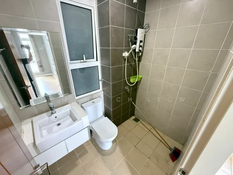 Kondominium untuk Disewa di Damansara Foresta - Edmund CH Leow - Bathroom - PropertyGuru.com.my