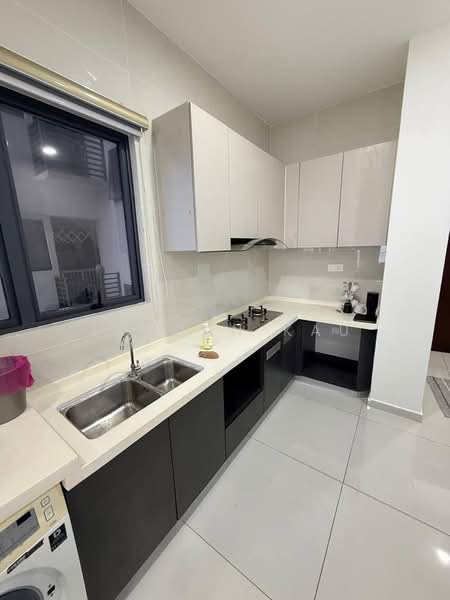 Kondominium untuk Disewa di Kings Bay @ Country Garden Danga Bay - Jordan Kau - PropertyGuru.com.my