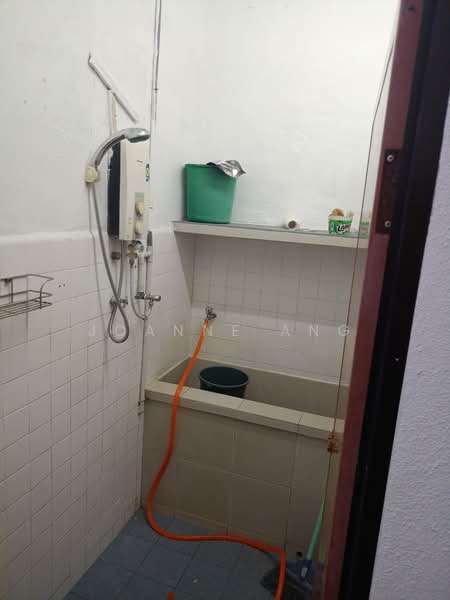 Rumah Teres 1.5 Tingkat untuk Dijual di Taman Sukun (Bukit Mertajam) - Joanne Ang - Bathroom - PropertyGuru.com.my
