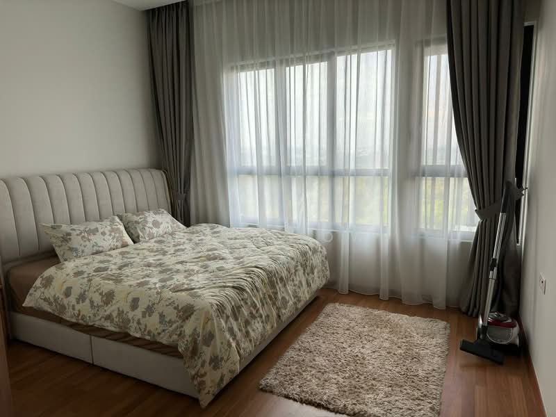 Service Residence for Rent at Gems Residences - Kydd Low - Bedroom - PropertyGuru.com.my