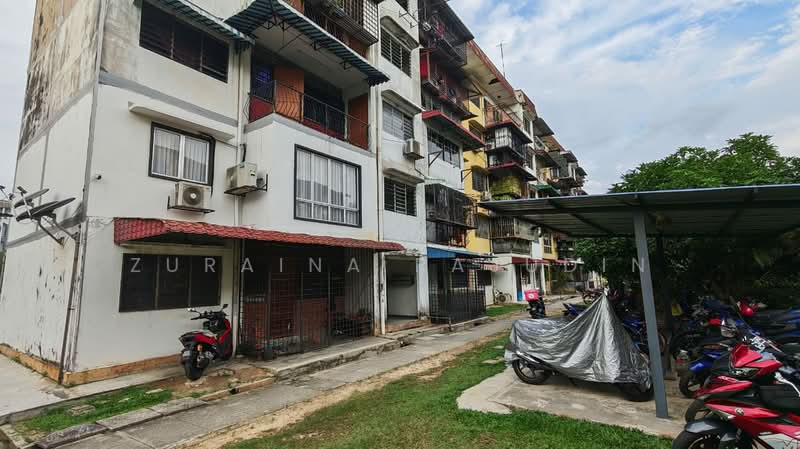 Flat for Sale at Flat PKNS Section 17 Shah Alam - Zuraina Rajudin - Exterior - PropertyGuru.com.my