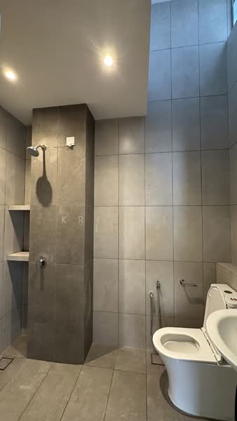 2-storey Terraced House for Rent in Bandar Gamuda Cove (Dengkil) - Krystal Lim - Bathroom - PropertyGuru.com.my
