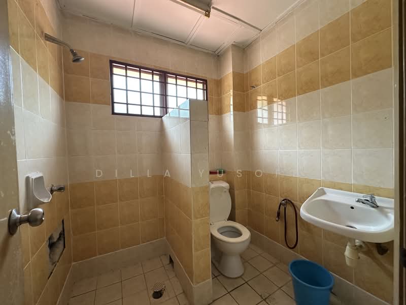 Rumah Teres 3 Tingkat untuk Dijual di Seksyen U5 (Shah Alam) - DILLA YUSOFF - PropertyGuru.com.my