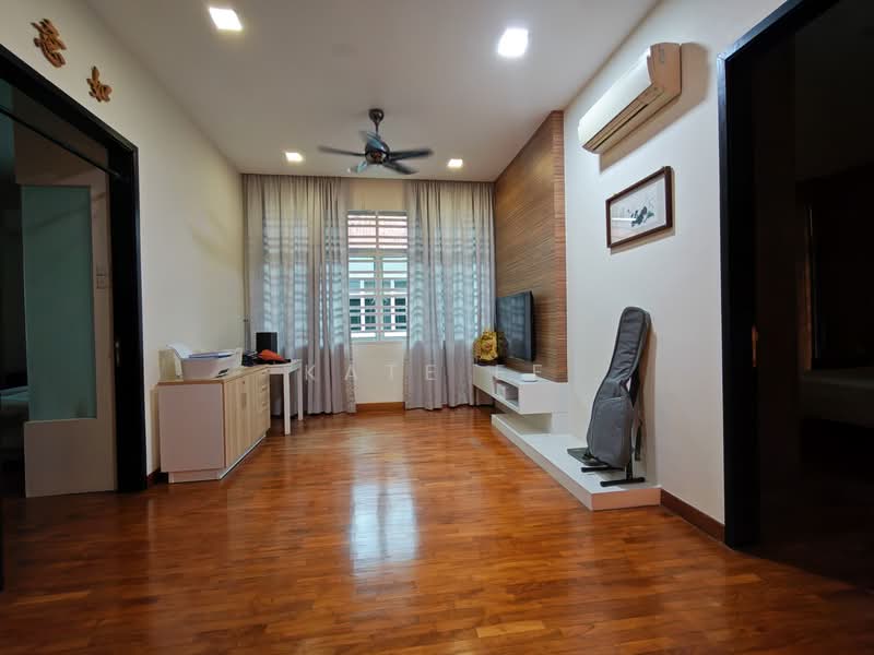 Semi-Detached House for Sale in Taman Ponderosa (Johor Bahru) - Kate Ee - PropertyGuru.com.my