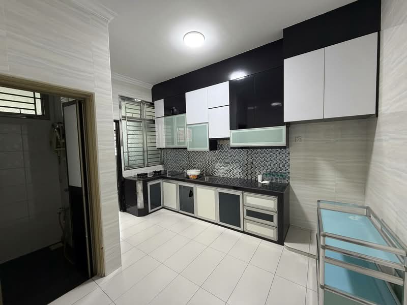 2-storey Terraced House for Sale in Taman Seri Orkid (Skudai) - Iden Tan - Kitchen - PropertyGuru.com.my