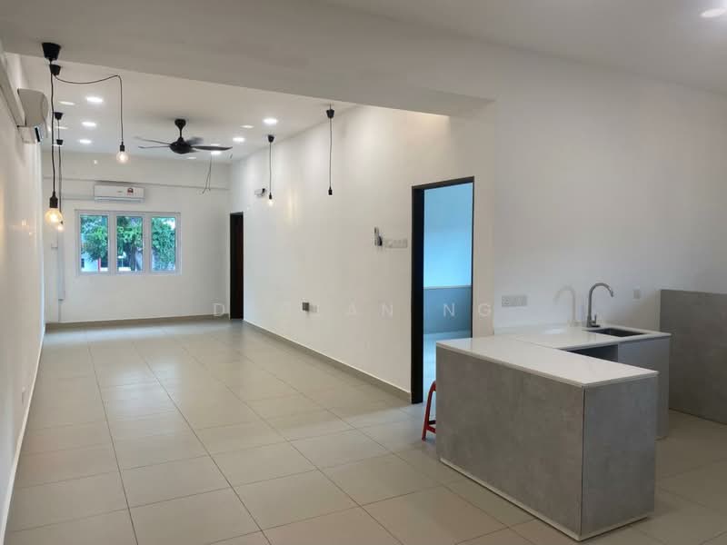 Kedai / Pejabat untuk Disewa di Tanjung Bungah (Penang) - Declan Ng - Living Room - PropertyGuru.com.my