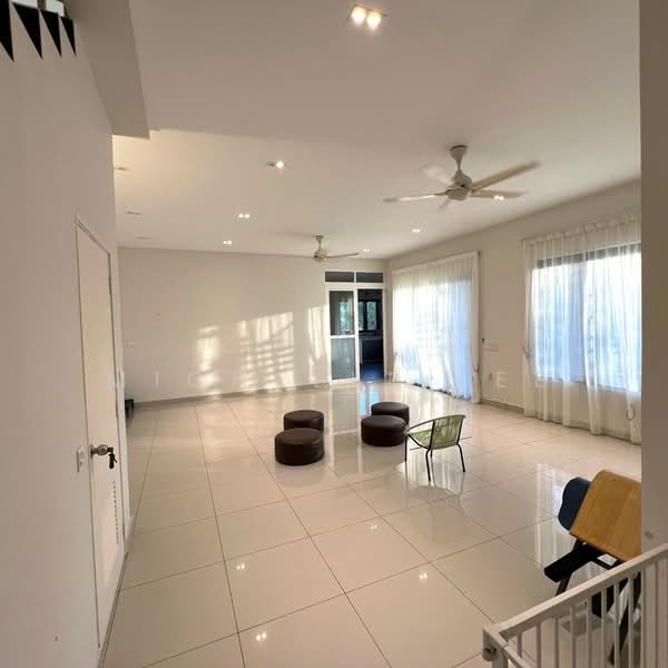 2-storey Terraced House for Sale in Kota Kemuning (Shah Alam) - Michelle Lee - Living Room - PropertyGuru.com.my