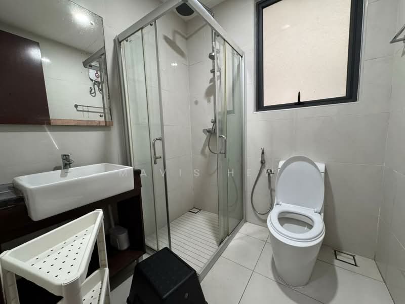Condominium for Rent at Royal Strand @ Country Garden Danga Bay - Mavis Hew - Bathroom - PropertyGuru.com.my
