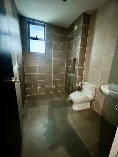 2-storey Terraced House for Sale in Bandar Putra (Kulai) - Iden Tan - PropertyGuru.com.my