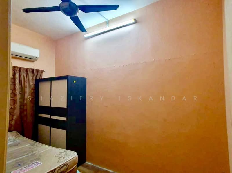 2-storey Terraced House for Sale in Seksyen U10 (Shah Alam) - Shaziery Iskandar - Bedroom - PropertyGuru.com.my