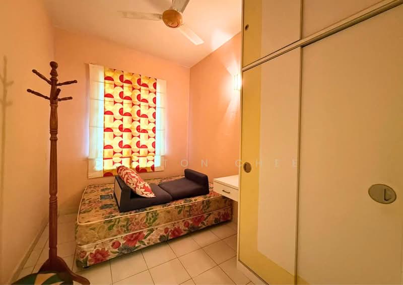Condominium for Sale at Putra Place Condominium - Clifton Chee - Bedroom - PropertyGuru.com.my