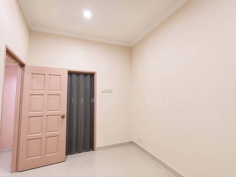 Rumah Teres 1 Tingkat untuk Dijual di Bandar Tasik Puteri (Rawang) - Shaziery Iskandar - PropertyGuru.com.my