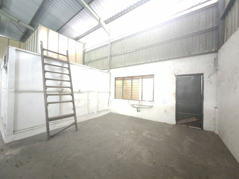 Factory for Rent in Lahat (Perak) - Qazin Khoo - Interior - PropertyGuru.com.my